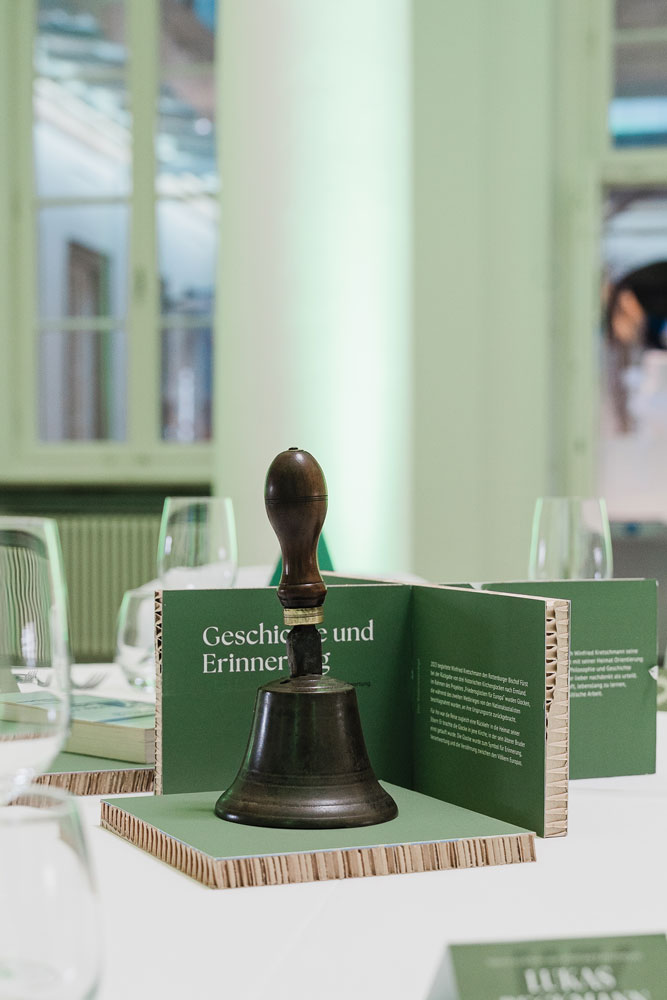 Ausstellung zu Ehren von Winfried Kretschmann, ehemaliger Ministerpräsident von Baden Württemberg